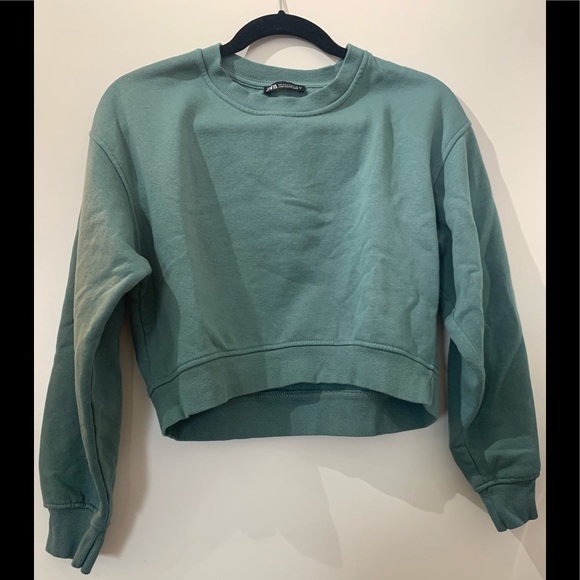 Zara Sweaters - Zara Green Basic Sweatshirt & Plush Sweatpants Set